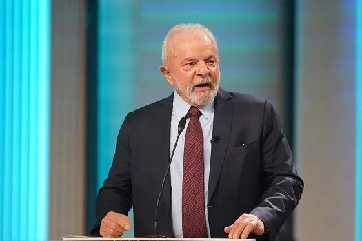 Lula foca em herança petista nas considerações finais