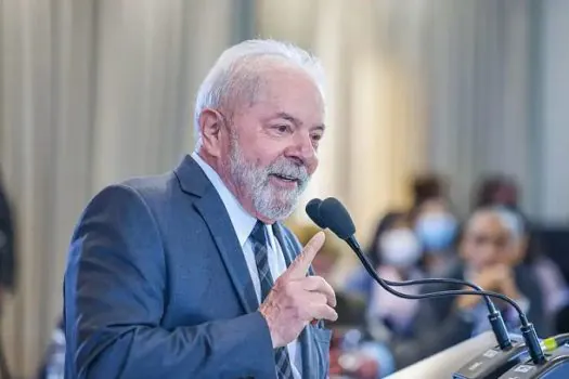 Lula avalia mais nomes na Economia