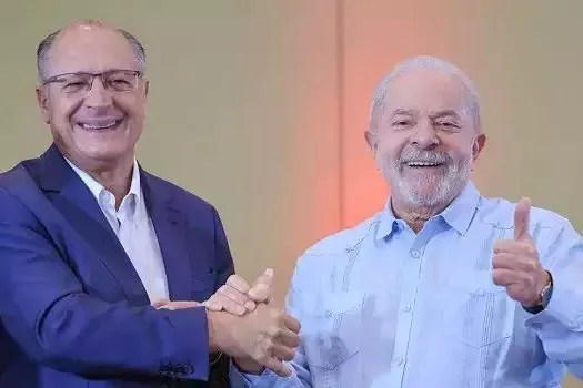 Chapa Lula-Alckmin acena ao centro e apela à união de ‘forças políticas’