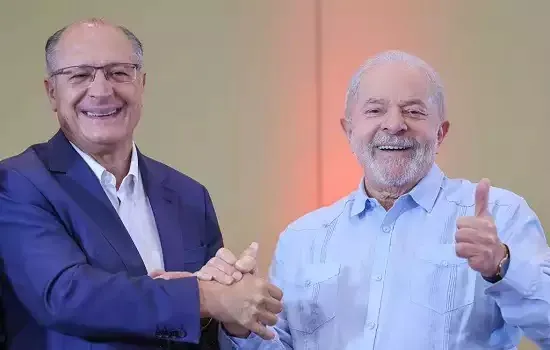 Chapa Lula-Alckmin acena ao centro e apela à união de ‘forças políticas’