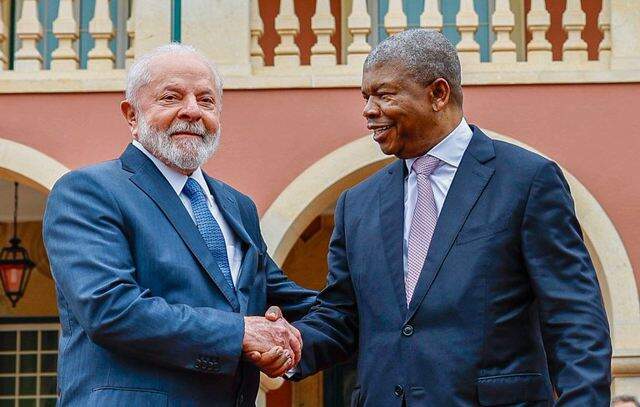 Brasil e Angola assinam sete acordos de cooperação durante visita de Lula a Luanda