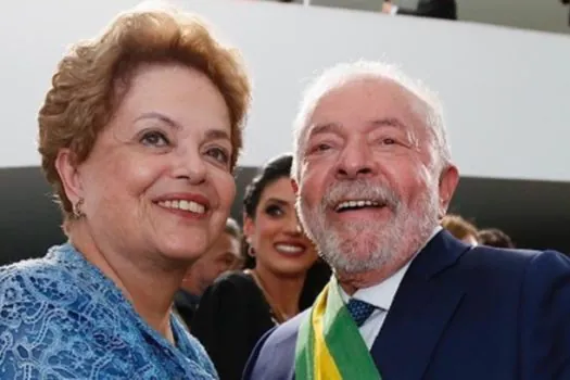 ‘Se depender de mim, Dilma vai presidir banco dos Brics’, diz Lula a canal de TV