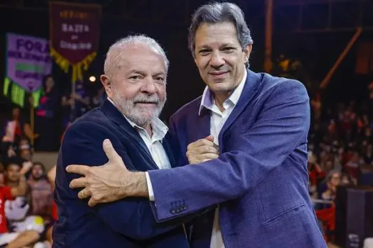 A partir de agora, podem conversar com Haddad sobre o mercado, diz Lula