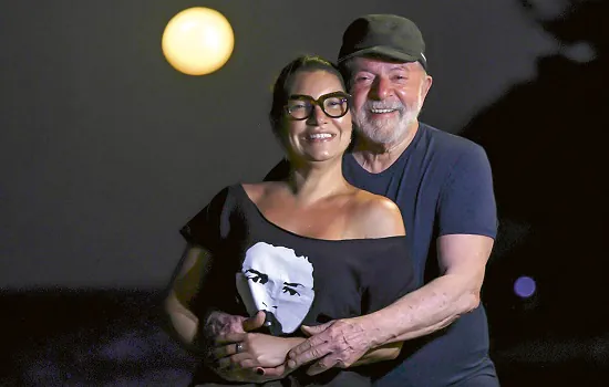 Lula anuncia casamento com Rosângela da Silva em maio