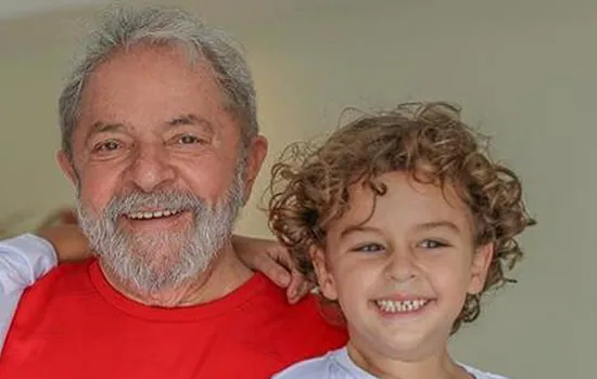 Morre um dos netos de Lula