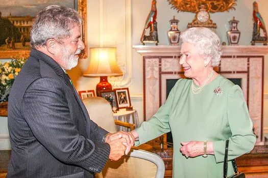 Lula diz que teve ‘excelentes relações’ com Reino Unido na era Elizabeth II