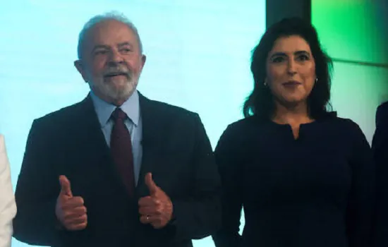 Lula convida Tebet para campanha e