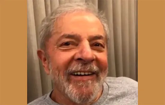 Vídeo de Lula é desacelerado para parecer que ele gravou mensagem sob efeito de álcool