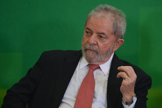 Moro manda Presidência avaliar bens apreendidos de Lula