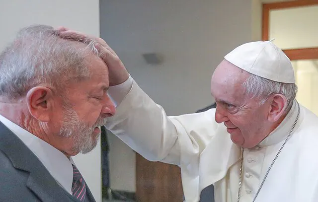 Lula convida Papa Francisco para visitar Brasil