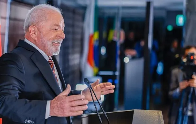 Lula: Temos de compreender que precisamos de uma política industrial ativa e altiva