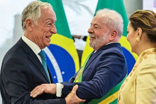 Lula viaja para Portugal e participa de cúpula luso-brasileira