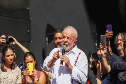 ‘Precisamos ser cada vez mais duros contra assédio com as mulheres’, diz Lula