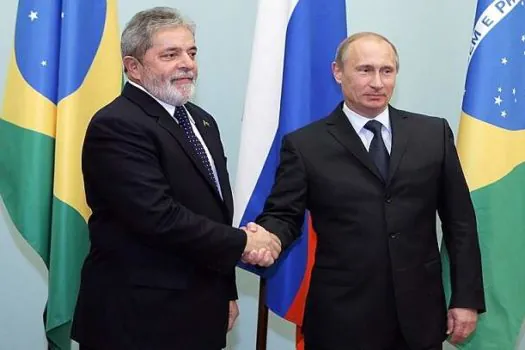 Lula lamenta ausência de Putin no Brics e pede critério para expansão do bloco