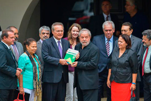 Renan afirma que Lula não vai integrar ministério de Dilma