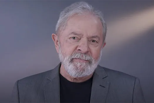 À imprensa internacional, Lula volta a dizer que pode ser candidato em 2022