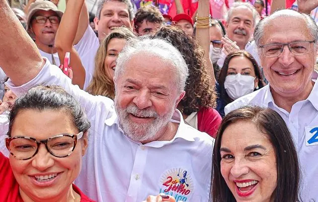 Lula: Hoje comemoramos principal etapa da independência brasileira