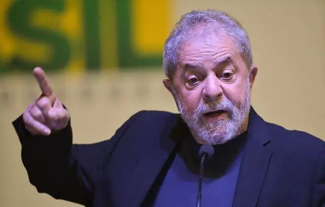 Lula planeja cirurgia no quadril para o dia 29 de setembro