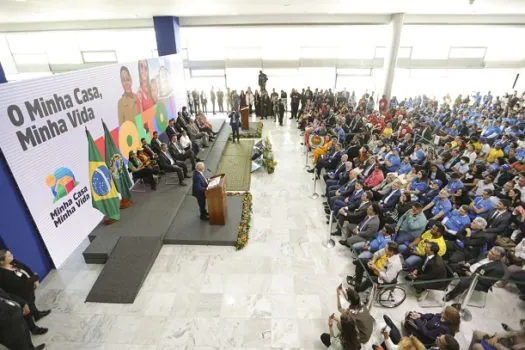 Lula ressalta melhorias do novo programa Minha Casa, Minha Vida