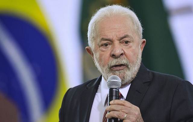 Lula diz que Brasil não vai deixar de procurar petróleo na Margem Equatorial
