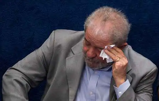 Lula vai para regime aberto no caso triplex em 2021