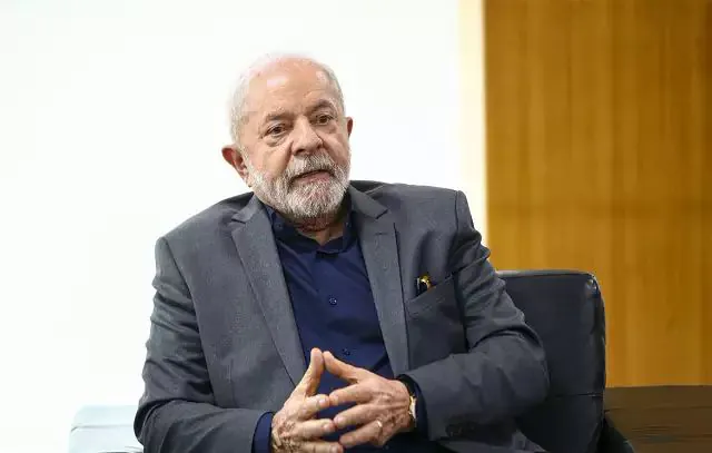 Lula condena violação da integridade territorial da Ucrânia