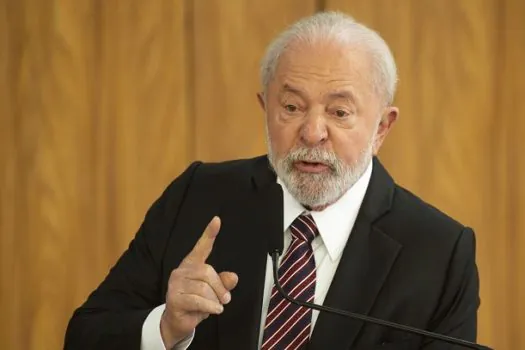 Lula se reúne com presidentes sul-americanos em Brasília