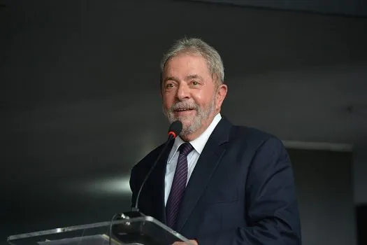 Lula recebe apoio de políticos da Baixada Fluminense