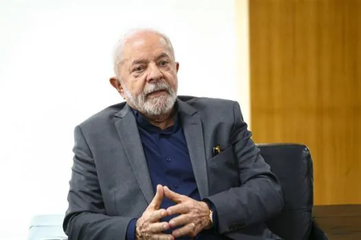 Lula diz que juros do empréstimo consignado causam indignação