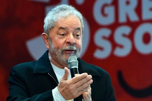 Campanha de Lula vai explorar Orçamento para atacar Bolsonaro