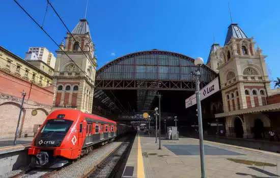 Prevenção e informações sobre Câncer Bucal na estação Luz do Metrô