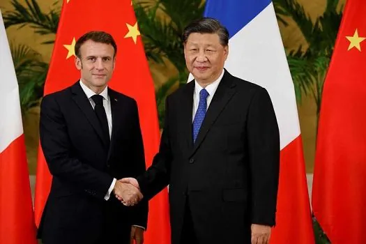 Macron insta China a ter maior participação em discussões sobre a Ucrânia