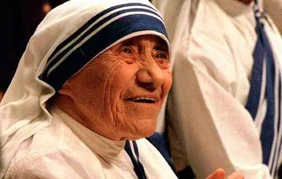 Hospital Santa Catarina sedia exposição sobre a vida de Madre Teresa de Calcutá