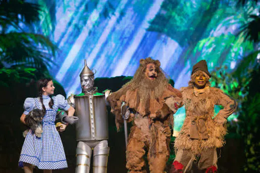 O Mágico de OZ volta ao Teatro Bradesco