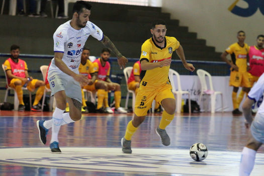 Magnus vence mais uma no futsal e segue invicto na Liga Nacional