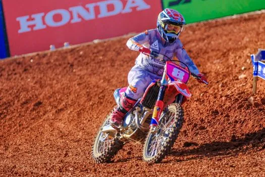 Maiara Basso, da Honda Racing, assume liderança da MXF no Brasileiro de Motocross