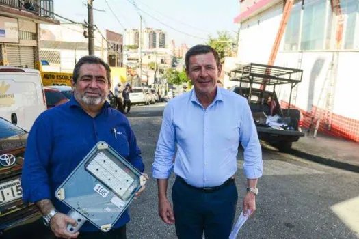 Prefeito Orlando Morando anuncia nova iluminação em LED no bairro Planalto