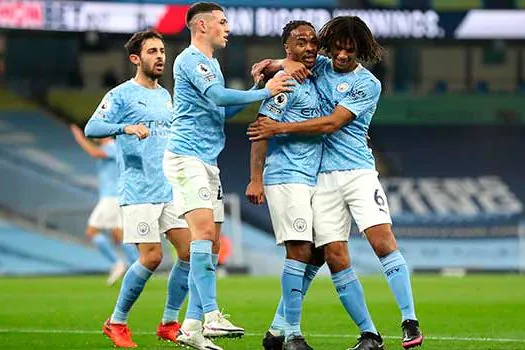 Manchester City vence Arsenal em casa