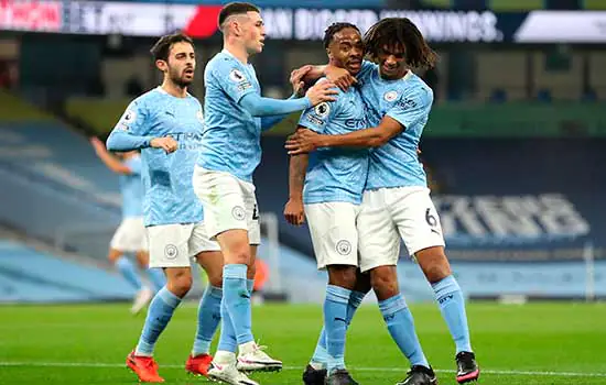 Manchester City vence Arsenal em casa