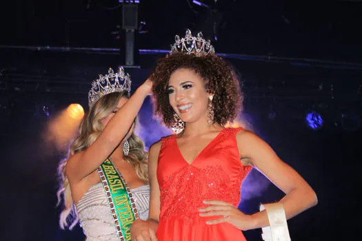 Candidata do Amazonas vence Concurso de Beleza em SP