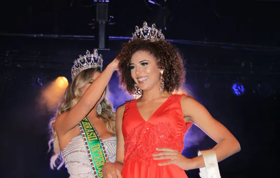 Candidata do Amazonas vence Concurso de Beleza em SP