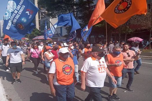 Com baixa adesão em manifestação, partidos tentam acordo para protestos contra Bolsonaro