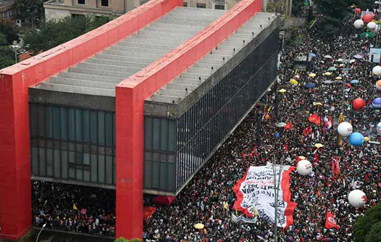 Protesto gera pico de citações no Twitter