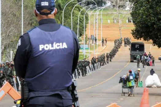 Presos no QG do Exército chegam a 1.200; 204 foram detidos domingo (8)