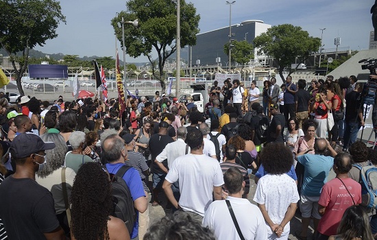 RJ: manifestantes pedem justiça para homem morto em Sergipe