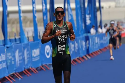 Manoel Messias é bronze em 1ª etapa do circuito mundial de Triatlo