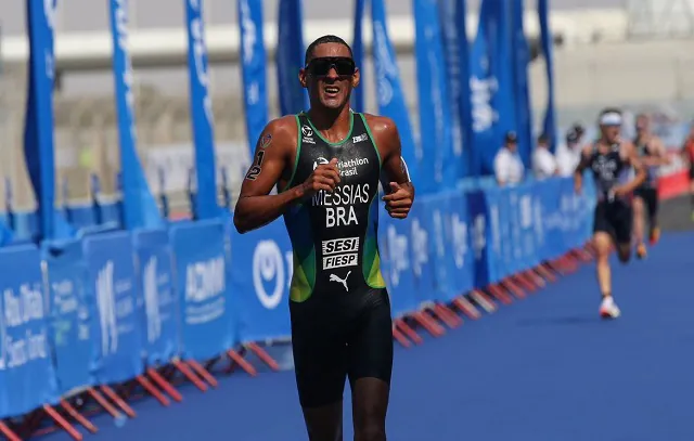 Manoel Messias é bronze em 1ª etapa do circuito mundial de Triatlo