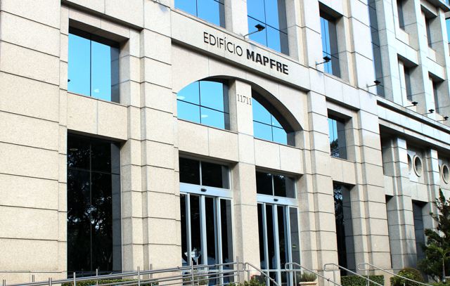 MAPFRE adere à Hora do Planeta e apaga as luzes de edifícios no Brasil e em outros países