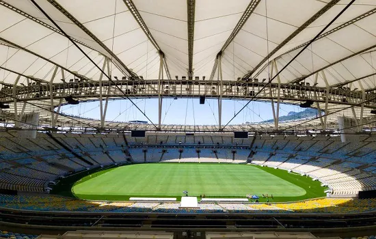 Vasco e Cruzeiro se enfrentam no Maracanã