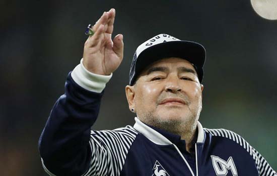 Autópsia do corpo de Maradona aumenta as evidências de erro médico